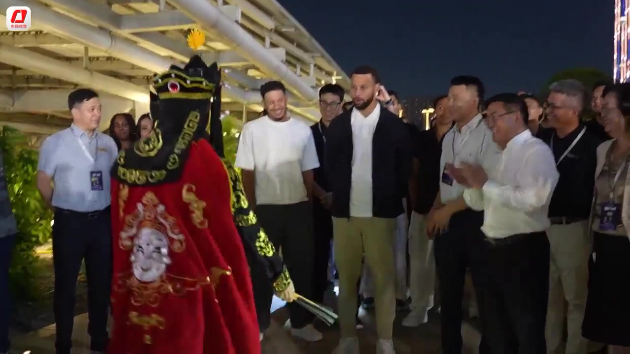 乐鱼网页入口-库里盛赞重庆创新活力 再访山城倍感欣喜